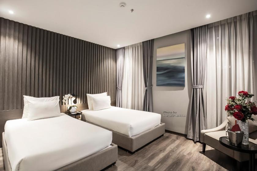 Phòng Deluxe 2 Giường Đơn Nhìn Ra Thành Phố
