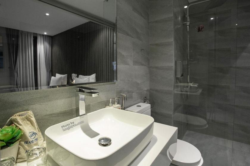 Phòng Deluxe 2 Giường Đơn Nhìn Ra Thành Phố