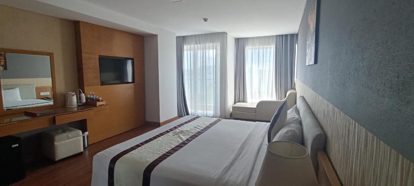 Phòng Deluxe Nhìn ra Biển có Ban công