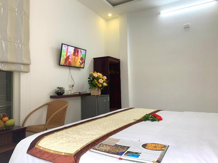 Phòng Có Giường Cỡ Queen Nhìn Ra Hồ Bơi Phòng Có Giường Cỡ Queen Nhìn Ra Hồ Bơi