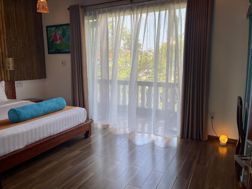 Phòng Deluxe Giường Đôi Có Ban Công Phòng Deluxe Giường Đôi Có Ban Công
