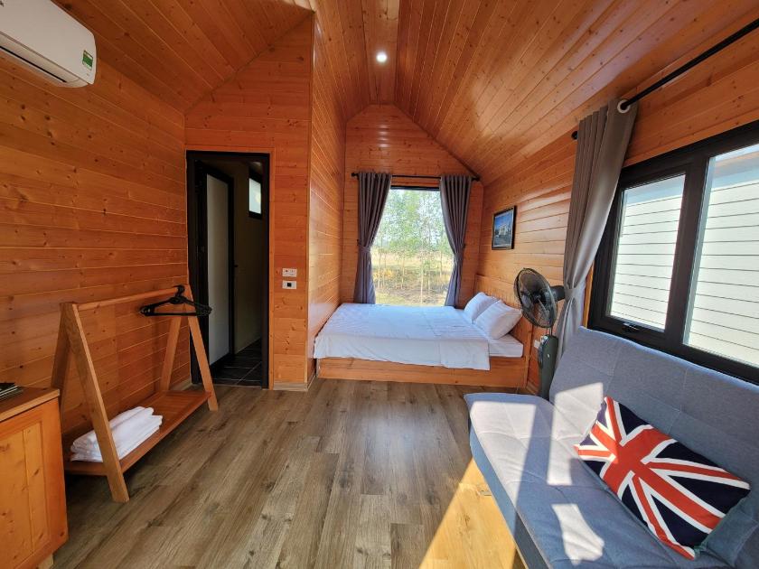 Bungalow - Nhìn Ra Mặt Nước 