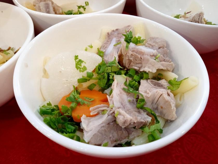 Căn Hộ Nhìn Ra Biển Căn Hộ Nhìn Ra Biển