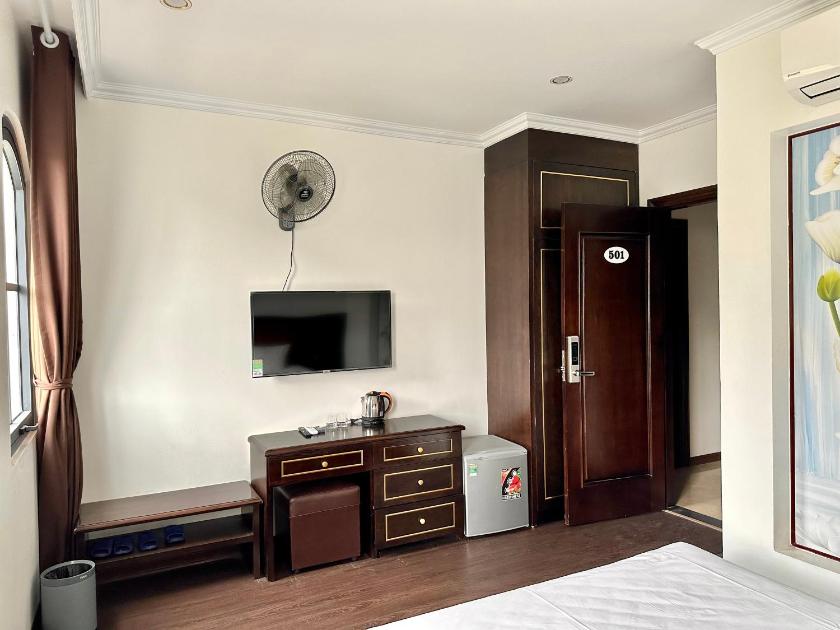 Phòng Deluxe Giường Đôi