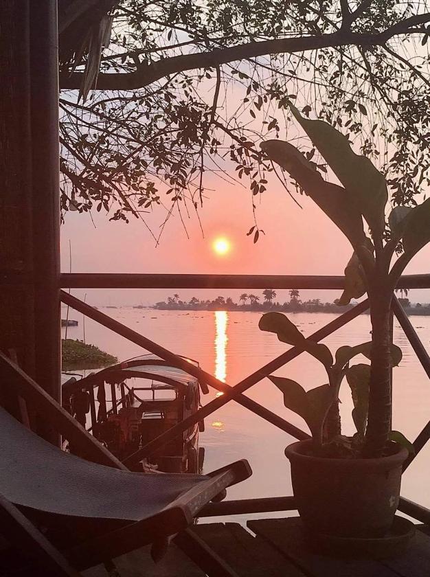 Nhà kiểu nông thôn Nhìn ra Sông Nhà kiểu nông thôn Nhìn ra Sông