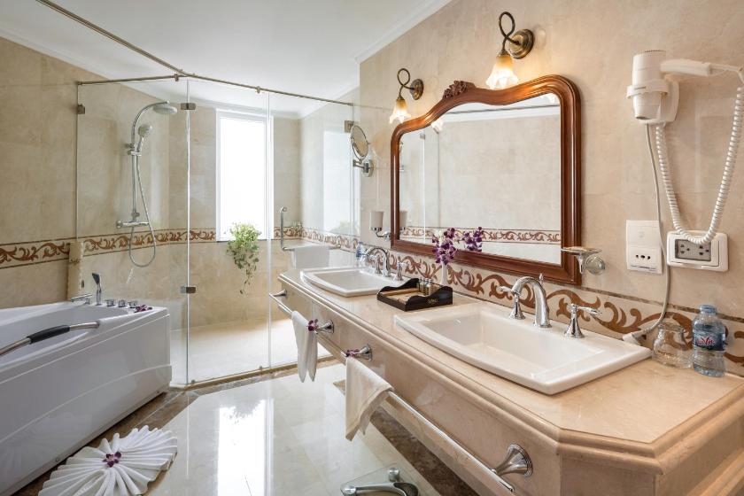 Suite Royal Nhìn ra Thành phố Suite Royal Nhìn ra Thành phố