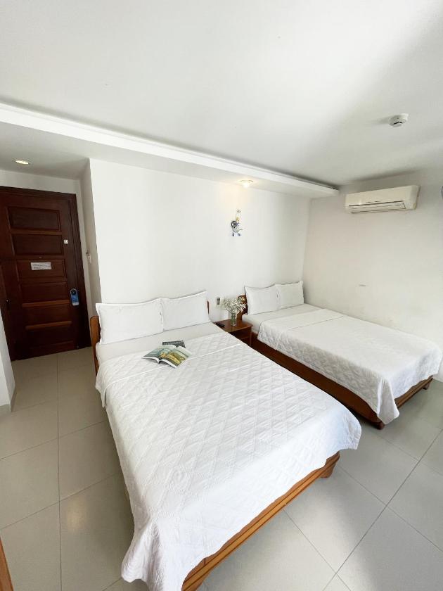 Phòng 4 Người Có Ban Công