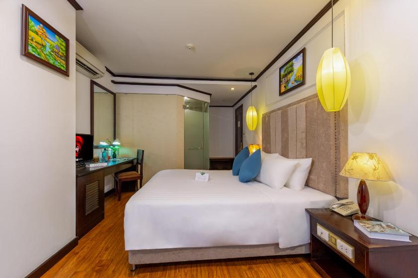 Phòng Deluxe Có Giường Cỡ King