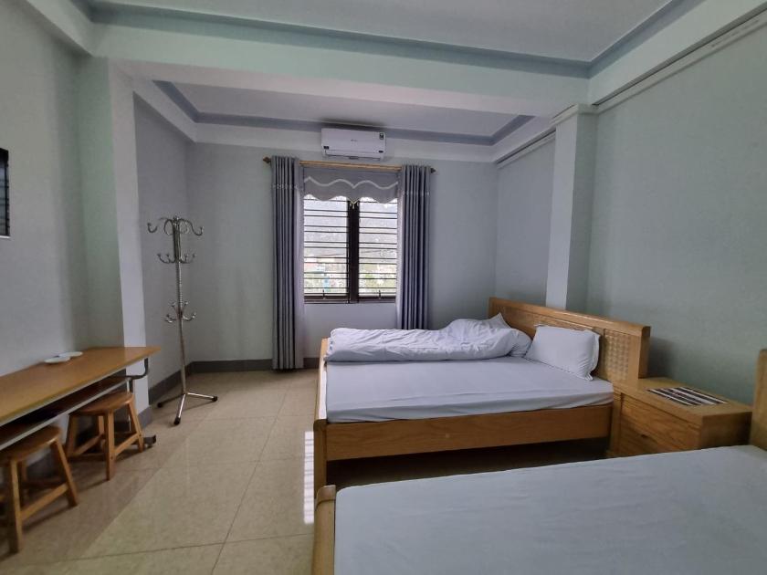 Phòng 4 Người Có Phòng Tắm Riêng