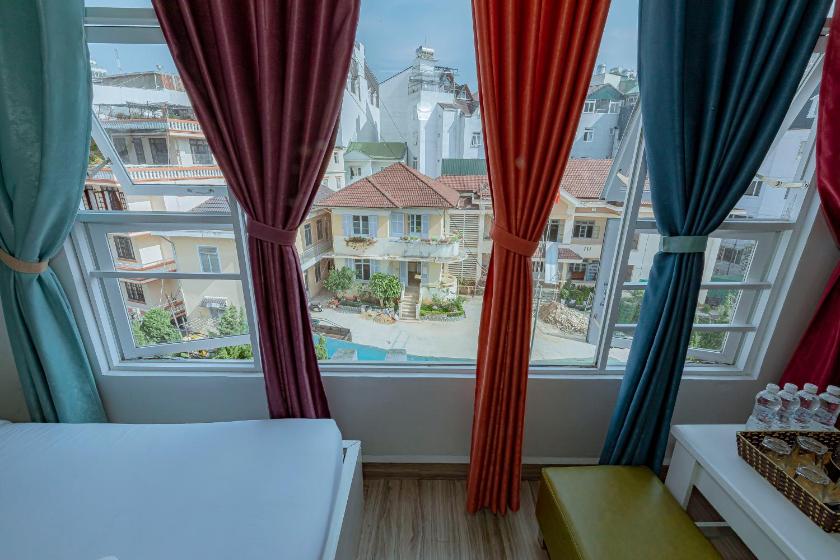 Phòng Deluxe 4 Người Phòng Deluxe 4 Người