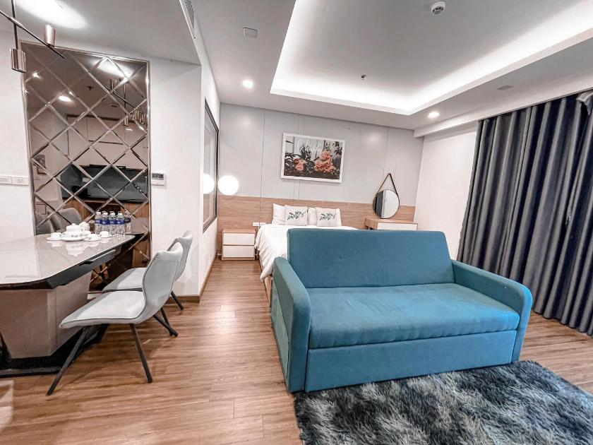 Studio Nhìn Ra Biển