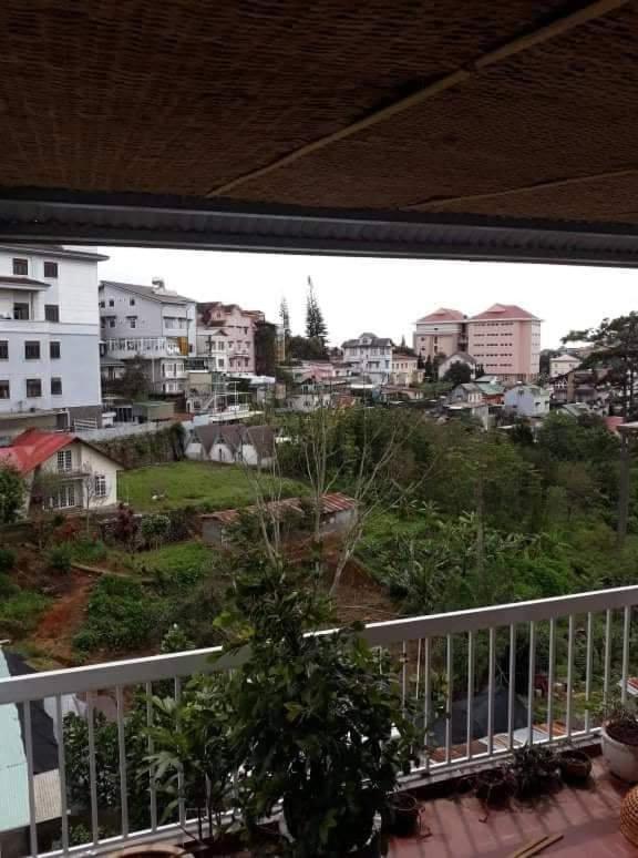 Phòng Comfort 3 Người Có Vòi Sen Phòng Comfort 3 Người Có Vòi Sen