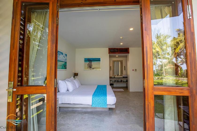 Phòng Deluxe Giường Đôi Nhìn Ra Ao Sen Phòng Deluxe Giường Đôi Nhìn Ra Ao Sen