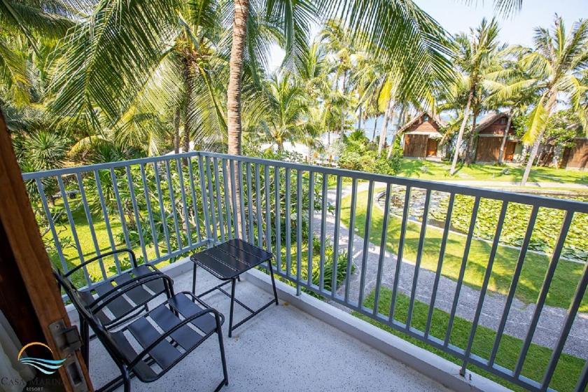 Phòng Deluxe 2 Giường Đơn Nhìn Ra Ao Sen Phòng Deluxe 2 Giường Đơn Nhìn Ra Ao Sen