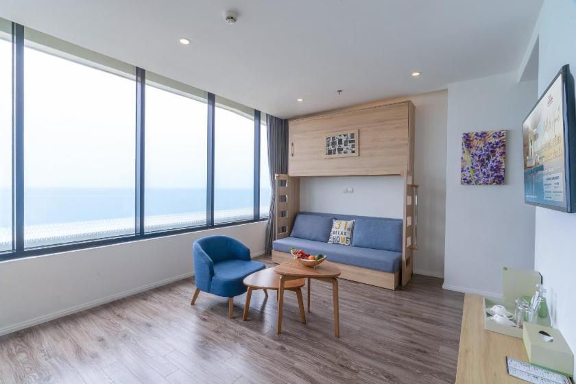 Dinh Thự Nhìn Ra Biển