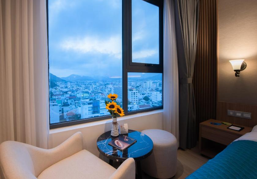 Phòng Superior Giường Đôi Nhìn Ra Thành Phố Phòng Superior Giường Đôi Nhìn Ra Thành Phố