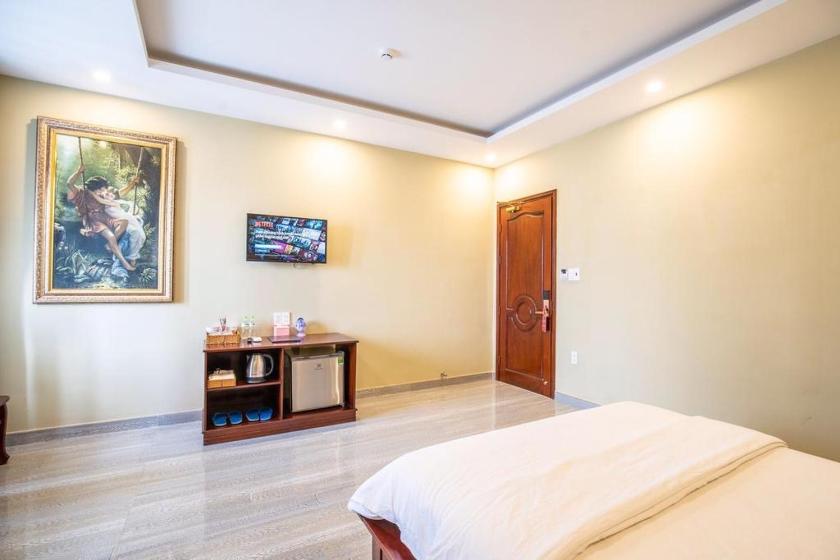 Phòng Deluxe Có Giường Cỡ Queen Phòng Deluxe Có Giường Cỡ Queen