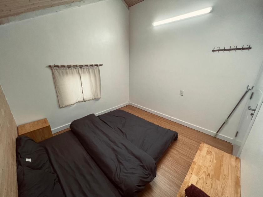 Phòng Giường Đôi Với Phòng Tắm Chung