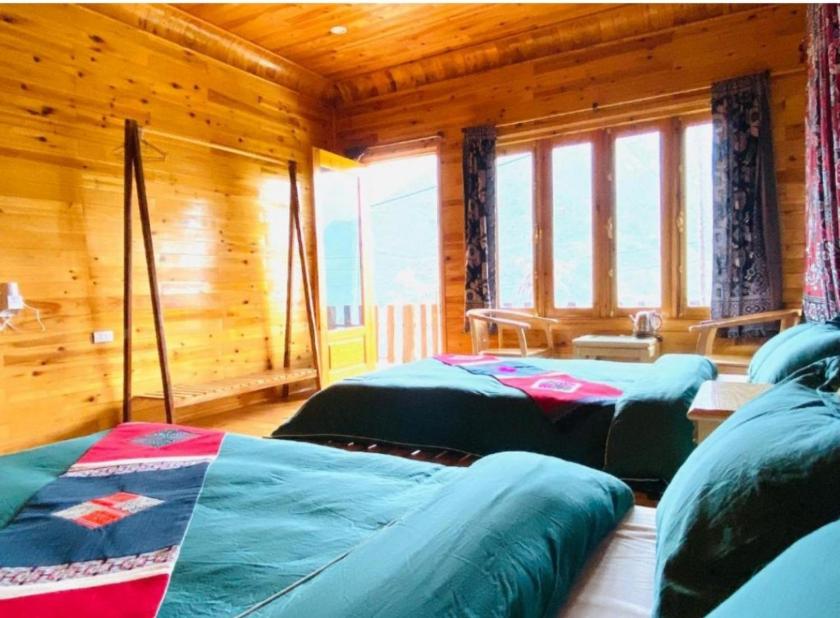 Phòng 2 Giường Đơn Nhìn Ra Núi