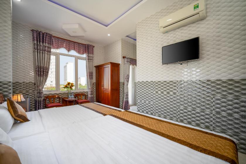 Suite Gia Đình Có Ban Công