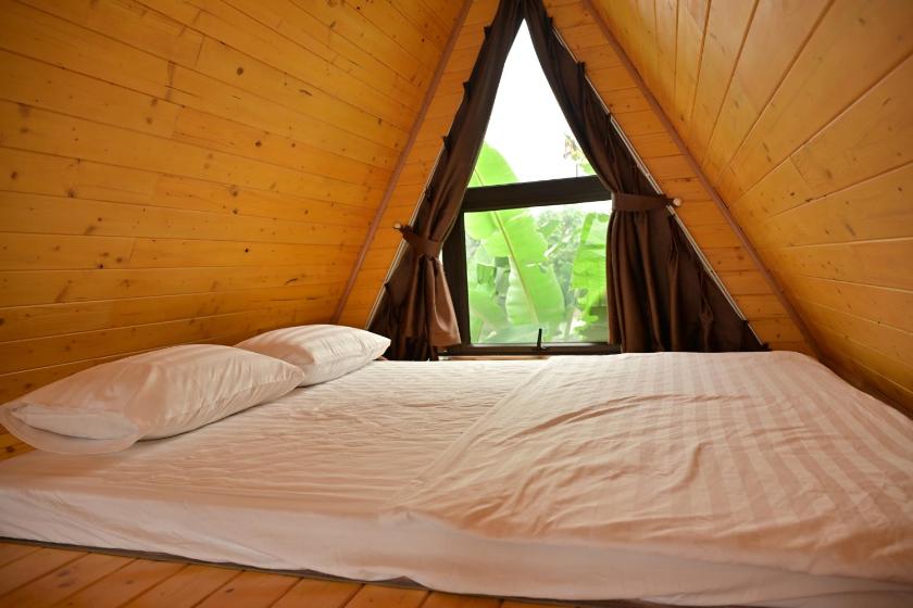 Bungalow - Nhìn Ra Mặt Nước 