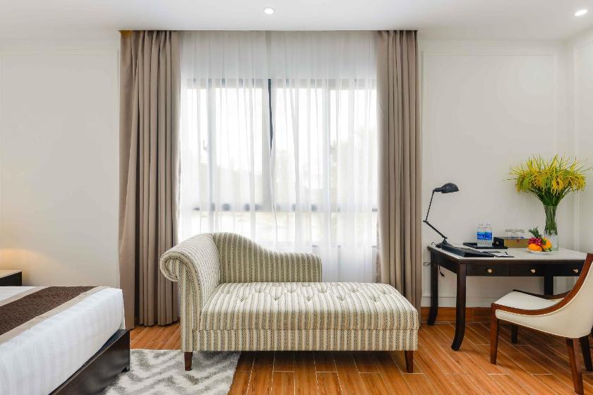 Phòng Deluxe Giường Đôi Nhìn Ra Biển Phòng Deluxe Giường Đôi Nhìn Ra Biển