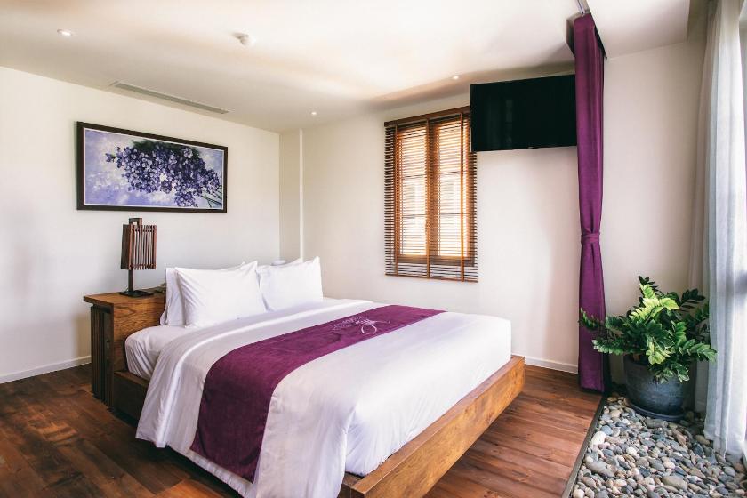 Phòng Deluxe Có Giường Cỡ King