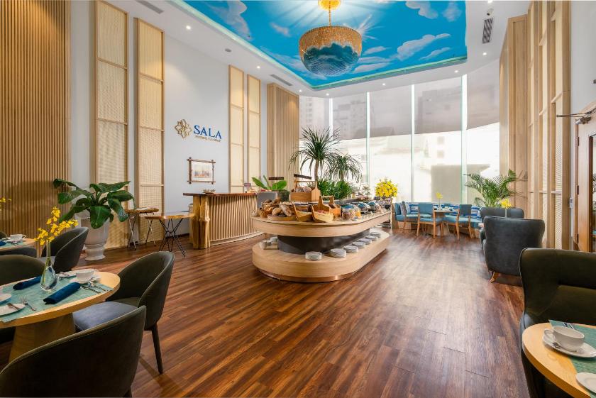 Suite Presidential Có Ban Công Và Nhìn Ra Biển