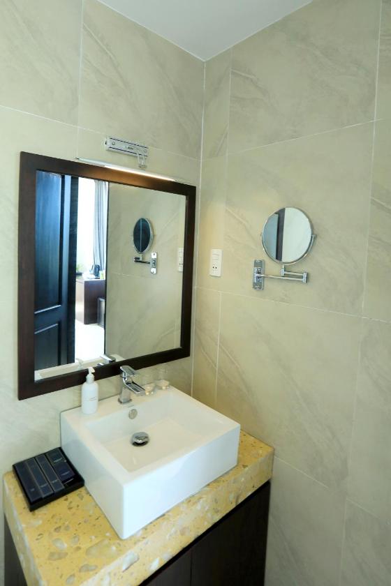 Phòng Premier Deluxe Nhìn Ra Núi Phòng Premier Deluxe Nhìn Ra Núi