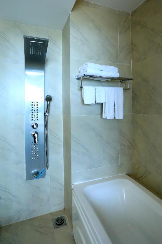 Phòng Deluxe 2 Giường Đơn Nhìn Ra Biển Phòng Deluxe 2 Giường Đơn Nhìn Ra Biển