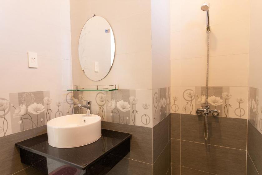 Phòng 4 Người Có Ban Công