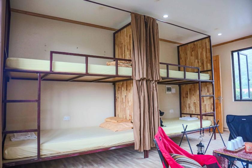 Phòng Gia Đình Có Ban Công