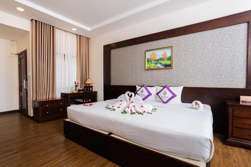 Suite Junior Nhìn Ra Vườn