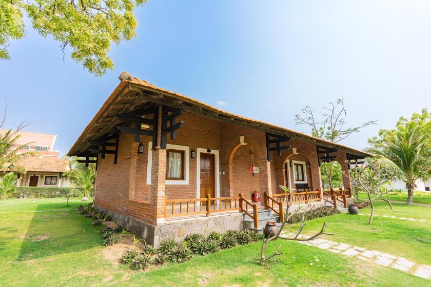 Phòng Bungalow Deluxe 2 Giường Đơn Có Sân Hiên - Nhìn Ra Biển