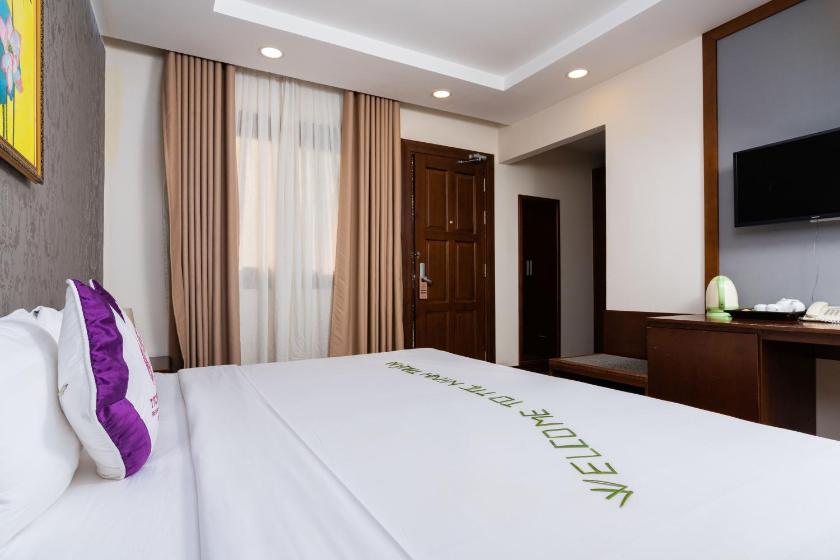 Phòng Bungalow Deluxe Giường Đôi Có Sân Hiên - Nhìn Ra Biển