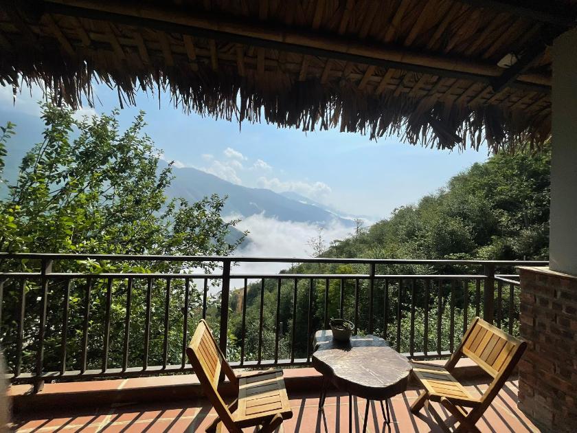 Phòng 4 Người Có Ban Công