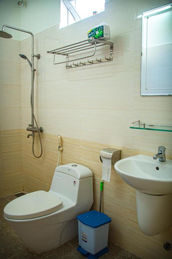 Giường trong Phòng ngủ Tập thể cả Nam và Nữ 5 Giường Giường trong Phòng ngủ Tập thể cả Nam và Nữ 5 Giường