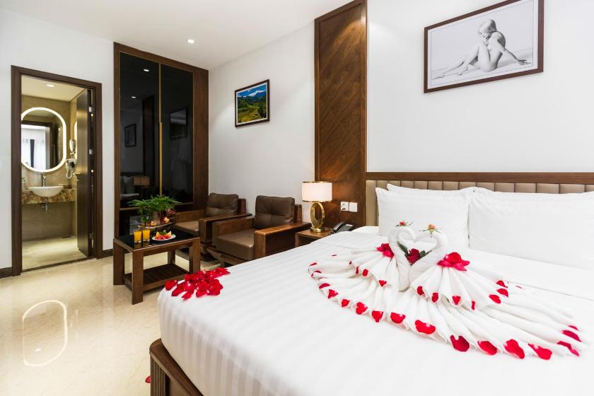 Suite Nhìn Ra Thành Phố