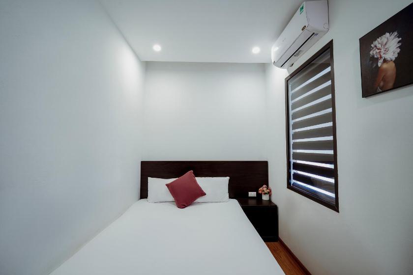 Phòng Giường Đôi Hạng Tiết Kiệm Phòng Giường Đôi Hạng Tiết Kiệm