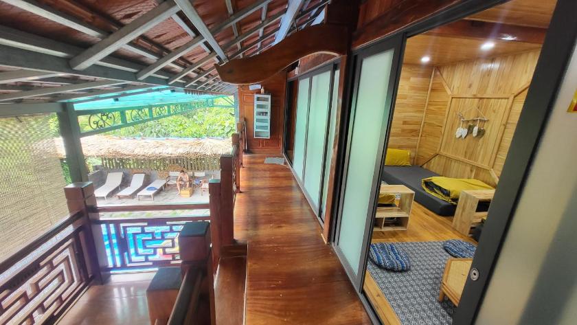 Phòng 3 Người Nhìn Ra Hồ Bơi