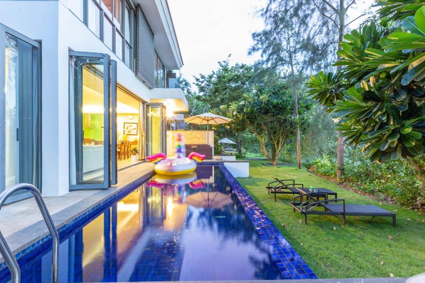 Biệt Thự Nhìn Ra Vườn Biệt Thự Nhìn Ra Vườn