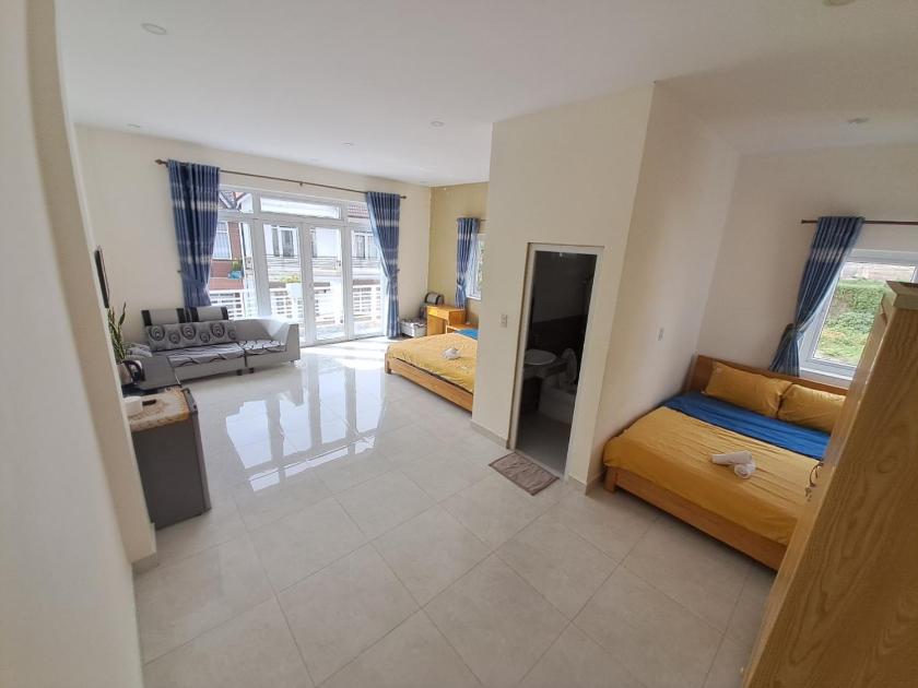 Phòng Gia Đình Có Ban Công Phòng Gia Đình Có Ban Công