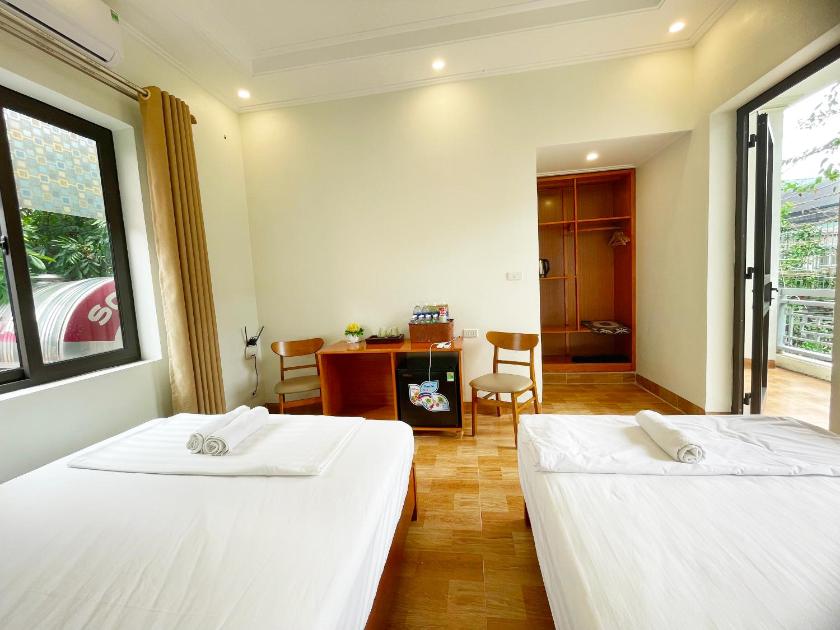 Phòng 3 Người Nhìn Ra Vườn Phòng 3 Người Nhìn Ra Vườn