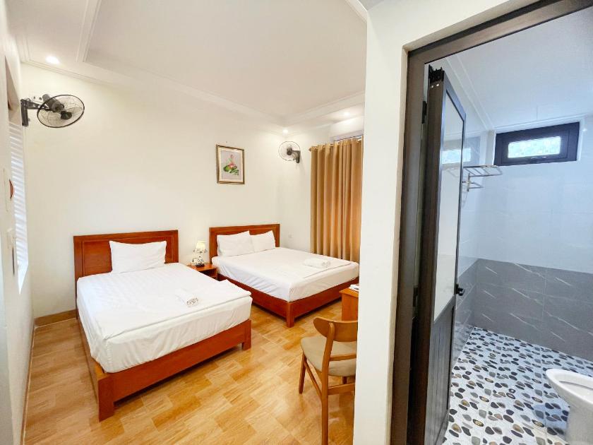 Phòng 3 Người Nhìn Ra Vườn Phòng 3 Người Nhìn Ra Vườn