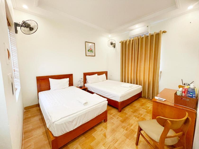 Phòng 3 Người Nhìn Ra Vườn Phòng 3 Người Nhìn Ra Vườn