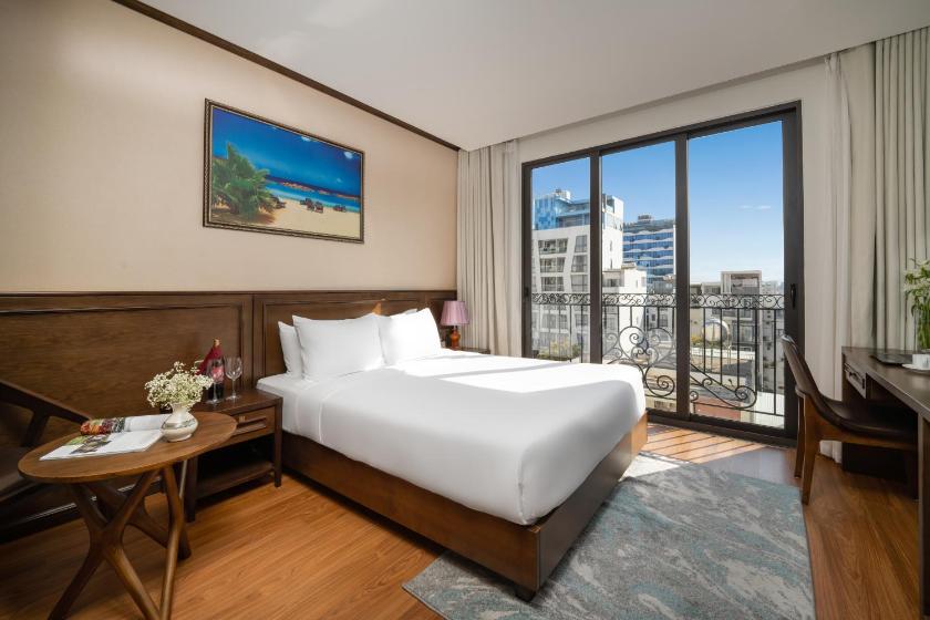 Phòng Deluxe Giường Đôi Nhìn Ra Thành Phố - Bao Gồm Trà Chiều Phòng Deluxe Giường Đôi Nhìn Ra Thành Phố - Bao Gồm Trà Chiều