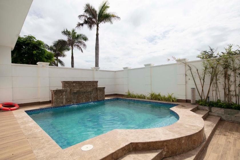 Biệt Thự 4 Phòng Ngủ Có Hồ Bơi Riêng - Trước Biển Biệt Thự 4 Phòng Ngủ Có Hồ Bơi Riêng - Trước Biển