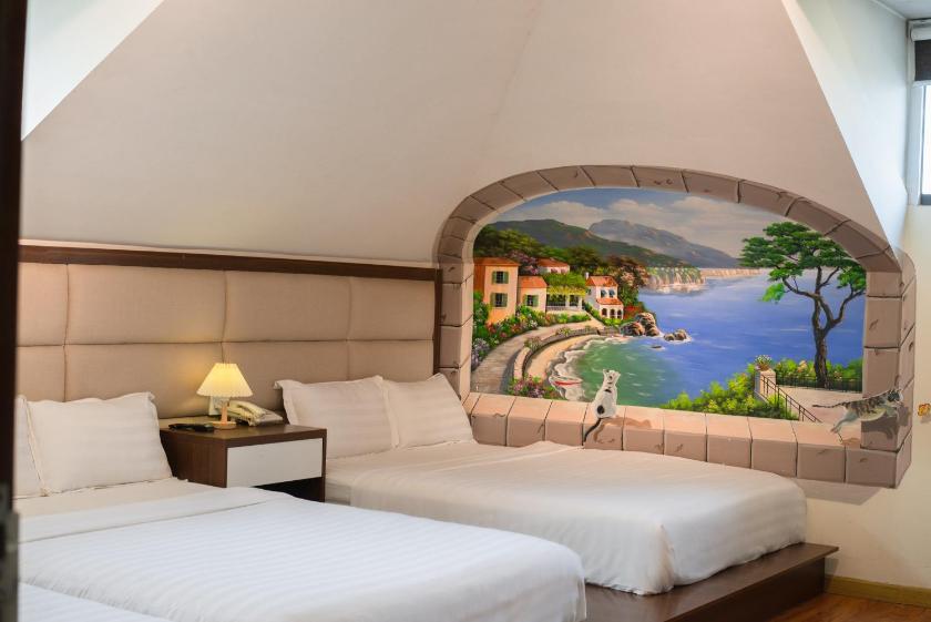 Phòng Ngủ Tập Thể 6 Giường Cho Cả Nam Và Nữ Phòng Ngủ Tập Thể 6 Giường Cho Cả Nam Và Nữ