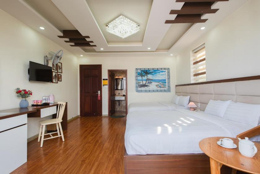 Phòng 4 Người Có Ban Công Phòng 4 Người Có Ban Công