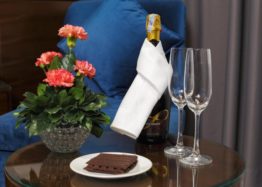 Toàn cảnh Toàn cảnh